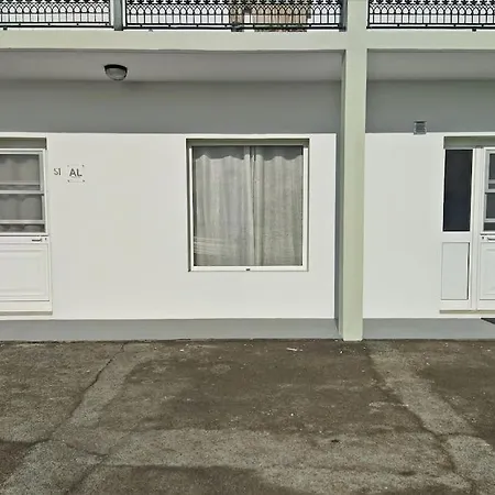 Rua De Baixo * Calheta (Azores)