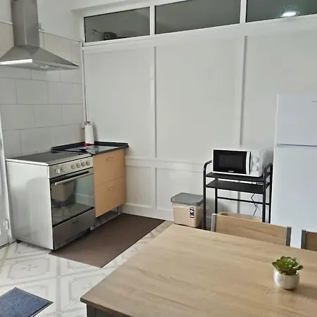 Rua De Baixo شقة