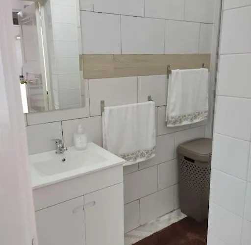 Rua De Baixo 公寓 *